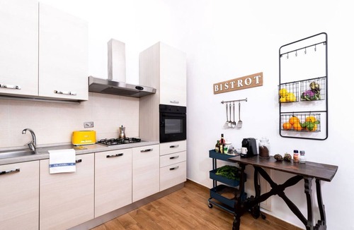 Santa Croce Apartment | A Florence Palace ✨ 4 Bedroom Apt ✨ SANTA CROCE