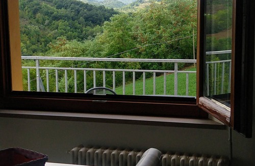 San Ginesio Apartment | A modern independent apartment with a large private terrace.
