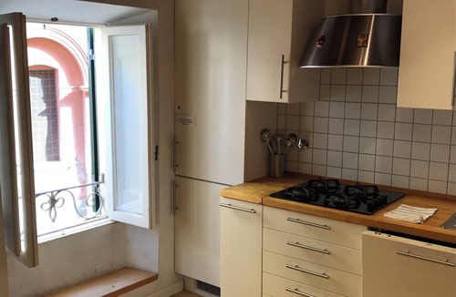 Trastevere Apartment | a nest in Trastevere near San Pietro