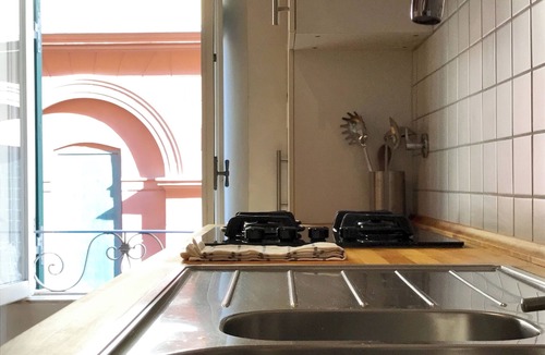 Trastevere Apartment | a nest in Trastevere near San Pietro
