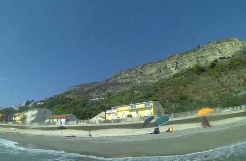 Acquappesa Apartment | A picco sul mare