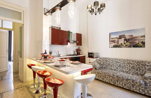 Monti Apartment | A Roman experience at the Colosseum