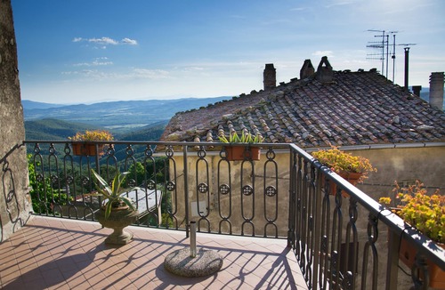Tatti Apartment | A Timeless and Cozy Mansion. in the heart of Tuscany!