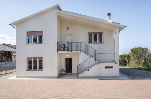 Ancona Apartment | A11 - Varano, delightful three-room apartment with garden
