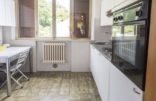 Poggio Apartment | A28 - Poggio, large three-room apartment with porch