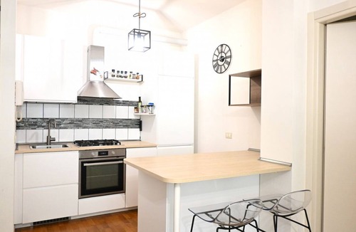 Ancona Apartment | A46 - Ancona, three-room apartment with shared courtyard