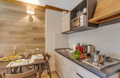 Grangesises Apartment | Abeti Mountain View, Sauze di Cesana, Italy