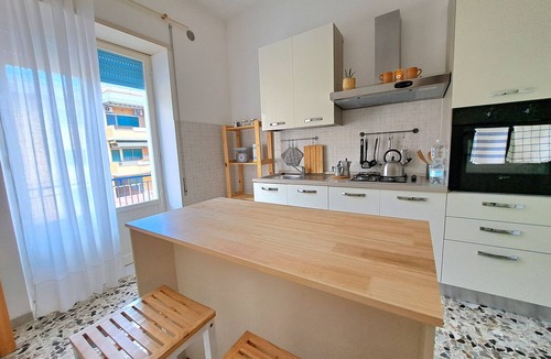 Scauri Apartment | Accogliente appartamento al mare a 5 minuti a piedi dalla spiaggia e servizi.