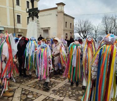 Tricarico Apartment | Accoglienza autentica, parcheggio e vista su Tricarico in Basilicata, Io Sono Qui