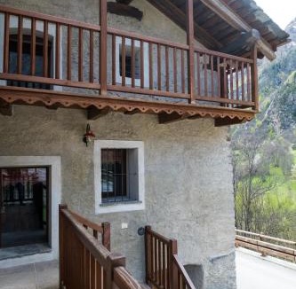 Coveyrand-Vieu Apartment | Achillea