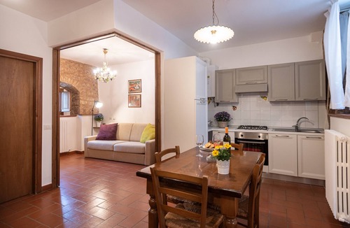 Spello Apartment | Acquamarine Apartment City Center, Spello, Italy