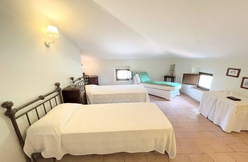 San Brizio Apartment | Adam House - Sleeps 7 to 8 - Totally exclusive for you and with exclusive pool