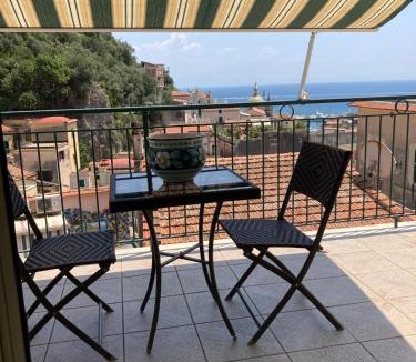 Cetara Apartment | Adelegigi