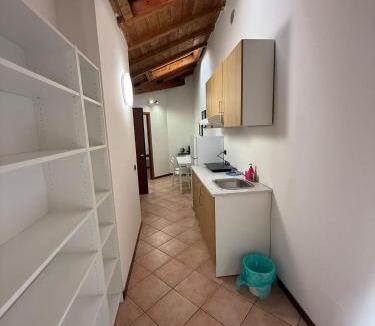 Rho Bed & Breakfast | Affittacamere Italia Leonardo