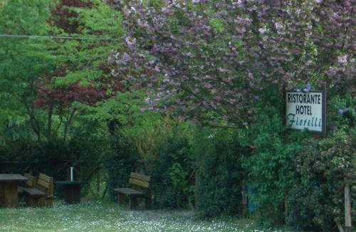 Preci Hotel | Affittacamere Ristorante Fiorelli