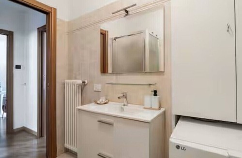 Magenta Apartment | AG Apartment Magenta - Comfort & Style Station