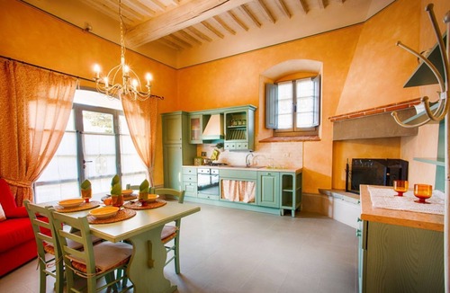Castiglion Fibocchi Apartment | Agriturismo San Pietro Appartamento Rosaspina