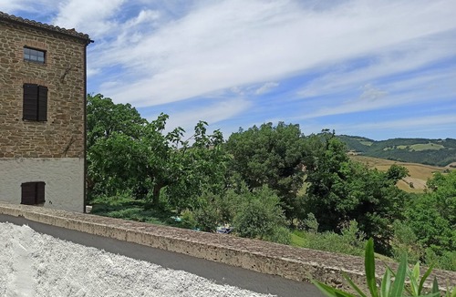 Pergola Apartment | Agriturismo Alla Vecchia Quercia vacation apartment "Canneto" up to 6 persons