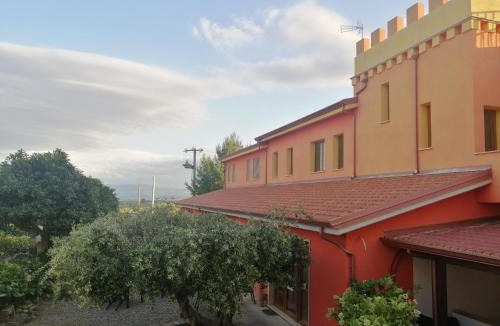 Francavilla Marittima House | Agriturismo - B&b "La Funicolare"