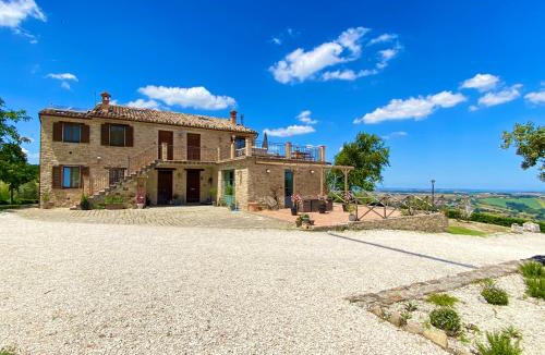 Cingoli Bed & Breakfast | Agriturismo Fontelini