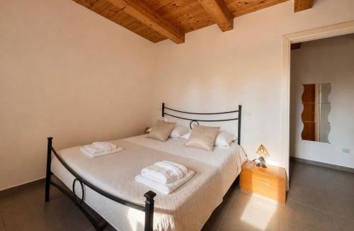 Scapezzano House | Agriturismo Il Vecchio Scornabecco