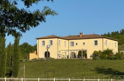 Santa Fiora House | Agriturismo In Campagna