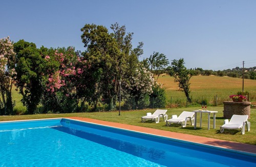 Grosseto Apartment | Agriturismo 'La Zizzola' with Pool, Garden & Wi-Fi
