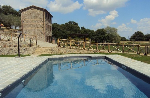 Bivio Lugnano House | Agriturismo Poggio del Fabbro by Interhome