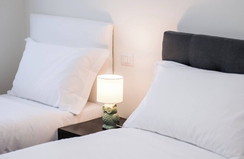 Milan House | Airguest Pianella Rooms