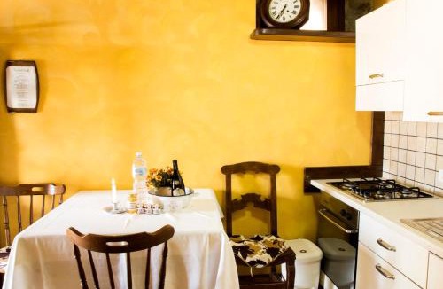 San Lorenzo in Campo House | Al Castello di Montalfoglio