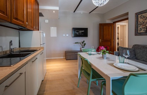 Alba Apartment | Alba Palace Luxury Apartments - White
