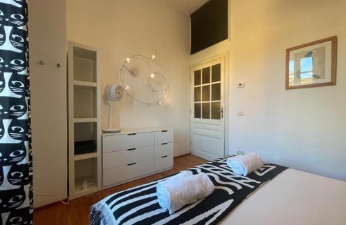 Salario Apartment | Albani Retreat - Villa Borghese - with lift