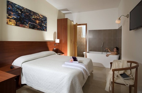 Cercola Bed & Breakfast | Albergo del Pino