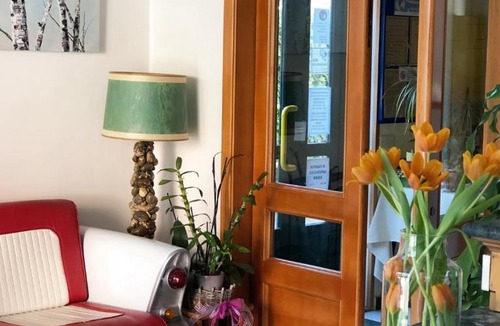 Buon Pastore-Sant'Agnese-San Damaso Hotel | Albergo Moderno