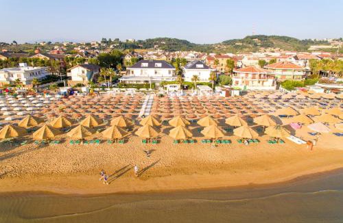 Francavilla al Mare Hotel | Albergo Punta de l'Est