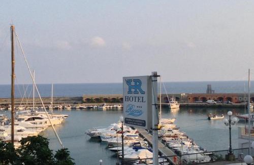 Marina Di Camerota Hotel | Albergo Riccio