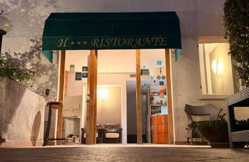 Trevi Hotel | Albergo Ristorante Il Terziere
