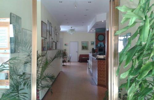 Falconara Marittima Hotel | Albergo Tenda Verde