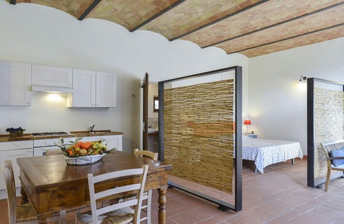 San Giovanni d'Asso Villa | Alborata 10, Emma Villas