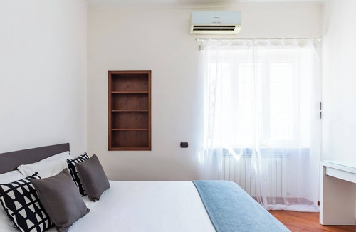 Fuorigrotta Apartment | AleHouse at Napoli Expo