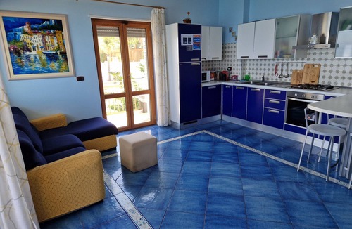 Pizzo Apartment | Alexandr Piedigrotta House