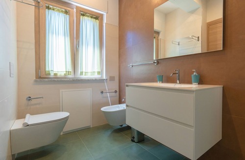 Pizzo Apartment | Alexandr Tiffany House