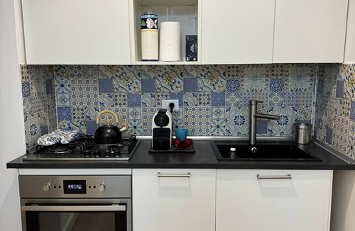 Historical Downtown Salerno Apartment | Alizée Holiday Apartment - Elegance and History in the Heart of Salerno