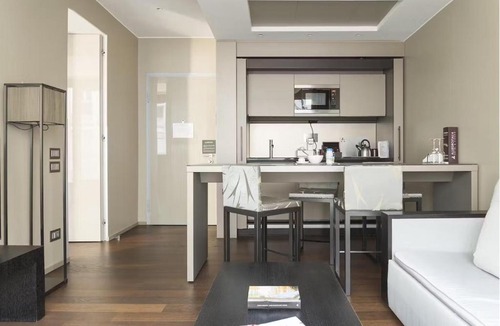 San Babila Apartment | Allegroitalia San Pietro All'Orto 6
