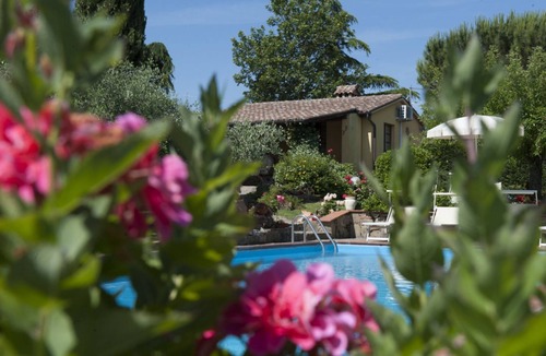 Le Piazze Other | Allodola double bedroom flat facing pool with large veranda