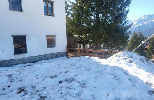 Sauze d'Oulx Apartment | Alloggio "Pineta" sulle piste di clotex