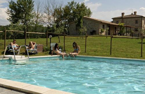 Citta della Pieve House | Alluring Cottage in Citt della Pieve with Swimming Pool