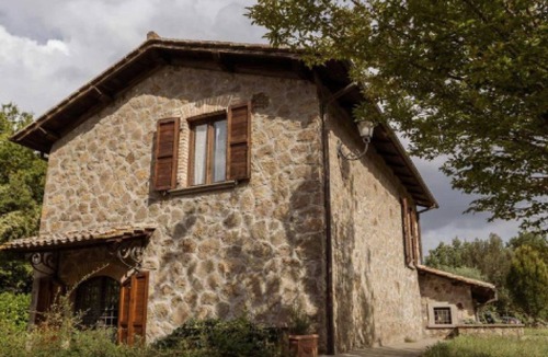 Celleno Villa | Alluring Lazio Villa | Villa Minerva | 2 Bedrooms | Private Garden | Spacious.