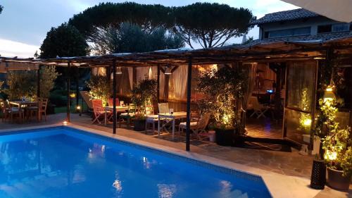 Sutri Hotel | Almanuda - Naturist Retreat - Adults Only