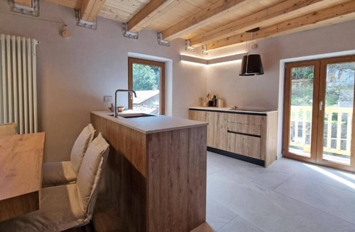 Courmayeur Apartment | Alpine Chic Retreat
